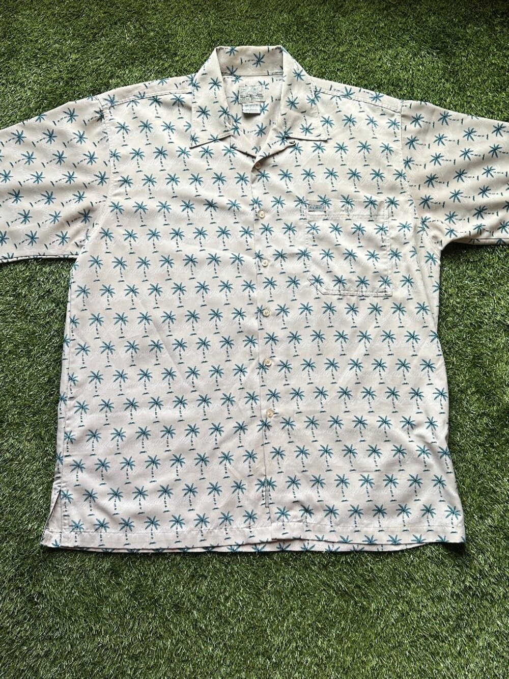 Vintage Y2K FUBU Men's XL Beige Palm Tree Shirt Tropical Vacation Button-Up